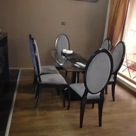 резидент Apartment Warna
